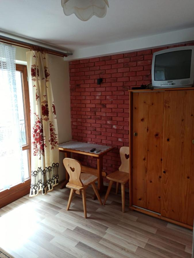 Hotel Trzech Koron 16 Sromowce Wyzne Exterior foto